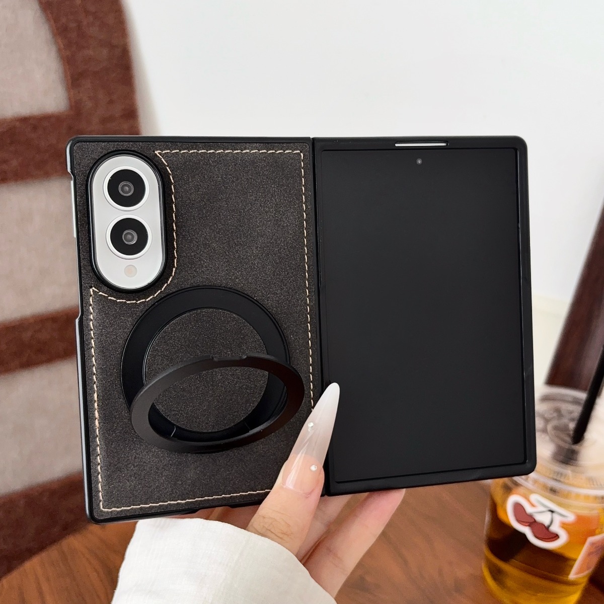 Magnetic Charging Stand - Luxuriöse Schafsleder-Handyhülle für Samsung Galaxy Z